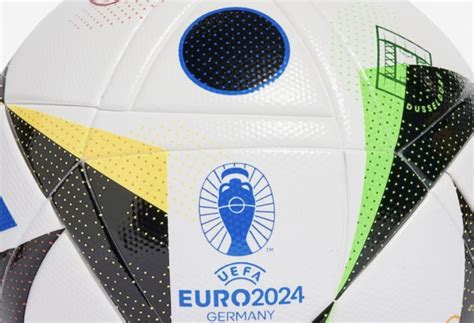 Мяч тренировочный Adidas EURO 24 Fussballliebe LGE Box размер 5 купить ...