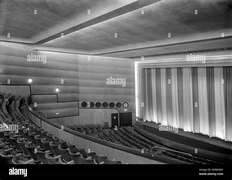 Well hall eltham hi-res stock photography and images - Alamy