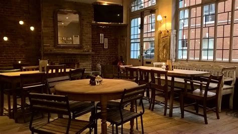 Liams Pub And Beer Blog London Pub Tour 32 Chelsea Pigs Ear And