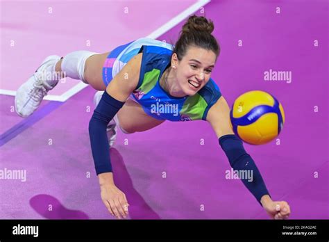 Chiara De Bortoli Trasportipesanti Casalmaggiore Durante El Voleibol