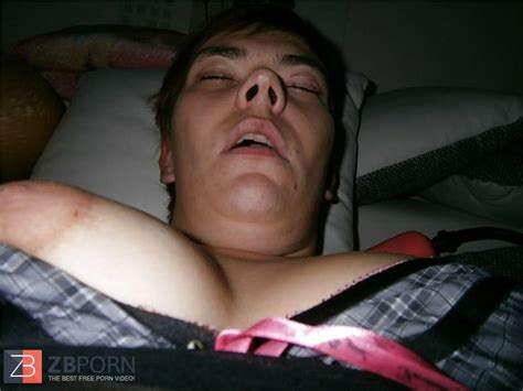 Dreier Mit Gummipuppe ZB Porn