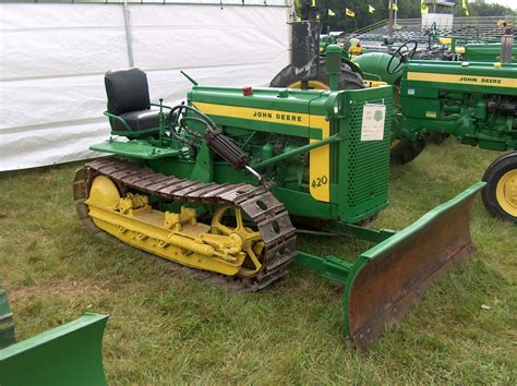 John Deere Small Tractors With Loaders