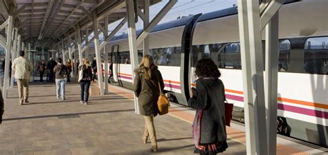 Ya disponibles los abonos gratuitos de Renfe para de Cercanías