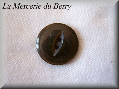 Bouton Vert Fonc Les Boutons Classique La Mercerie Du Berry