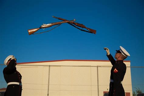 21 Photos Showing The Awesomeness Of The Marine Corps Silent Drill