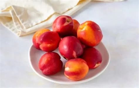 How To Tell If A Nectarine Is Ripe Easy Ripening Guide