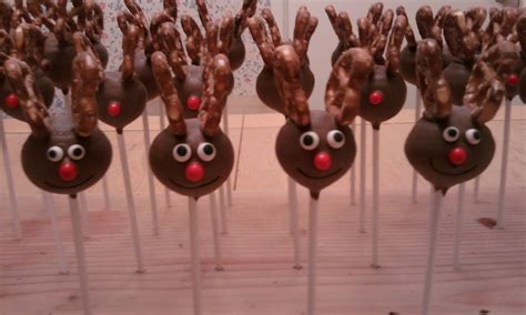 Cali Cakes Rudolph Cake Pops