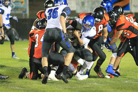 Prep Football In Brief Bagdad Mayer Both Win The Daily Courier