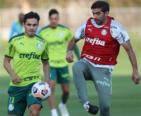 Escala O Do Palmeiras Raphael Veiga Treina Normalmente E Abel