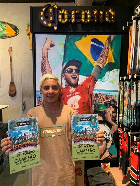 Surfistas de Ubatuba são campeões no Filipe Toledo On Fire Rádio