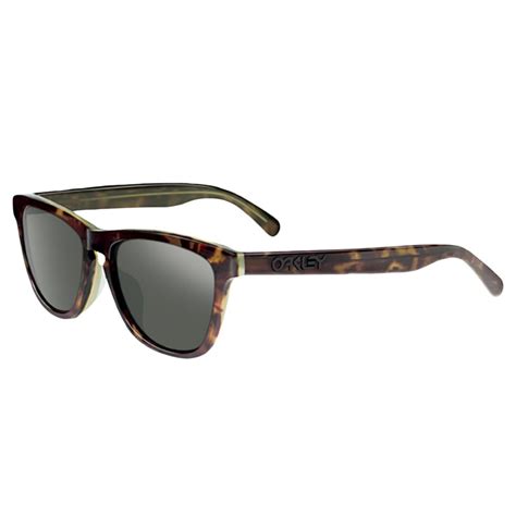 Oakley Frogskins LX Sunglasses | Peter Glenn