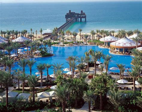 Jumeirah Al Qasr Pool - The Luxe Voyager: Luxury Travel | Luxury ...