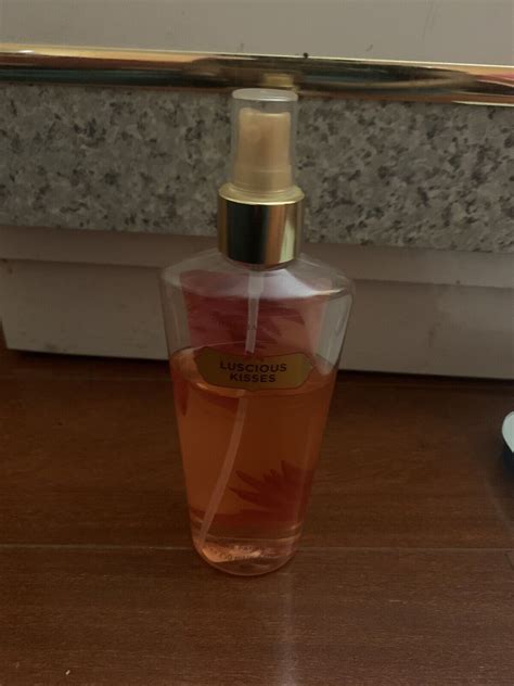 Victoria S Secret Luscious Kisses 250ml Women S Body Mist Spray Ebay