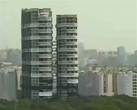 Noida Twin Tower Demolition Last Moments Of Evacuation And A Sleeping Man