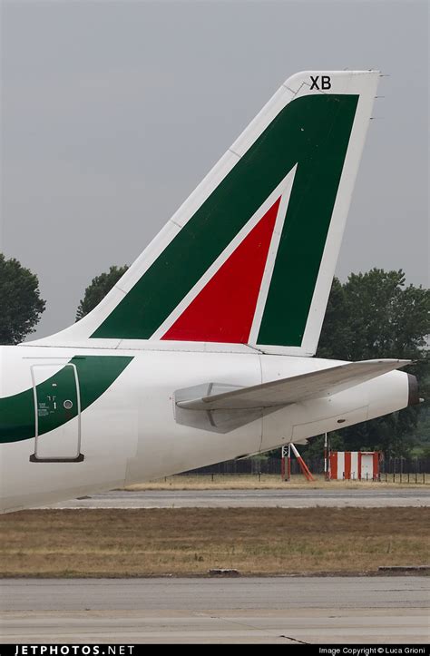 I Bixb Airbus A Alitalia Luca Grioni Jetphotos