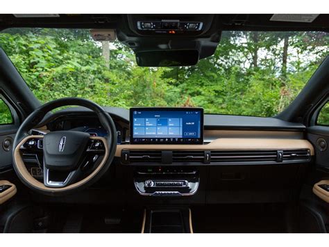 2025 Lincoln Corsair Grand Touring 35 Interior Photos Us News