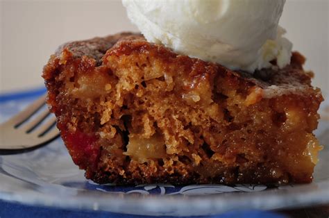 My Tiny Oven: Fruit Cocktail Cake