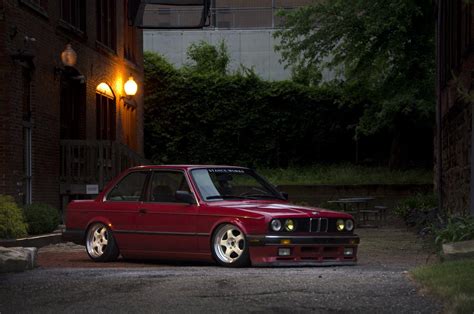 Classic Bmw Wallpapers Top Free Classic Bmw Backgrounds Wallpaperaccess