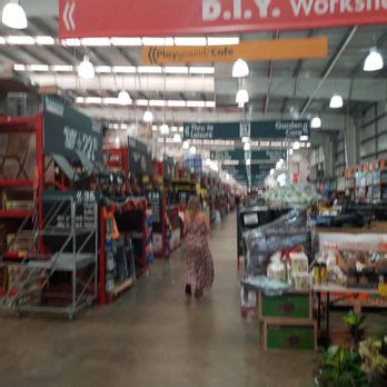 BUNNINGS WAREHOUSE Updated January 2025 54 Caloundra Rd Caloundra