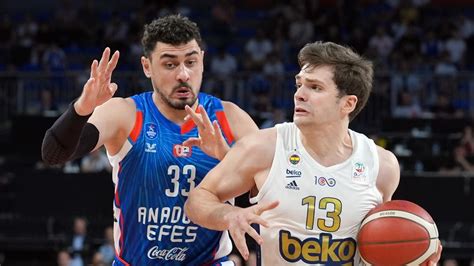 Anadolu Efes Evinde Fenerbah E Beko Yu Konuk Edecek