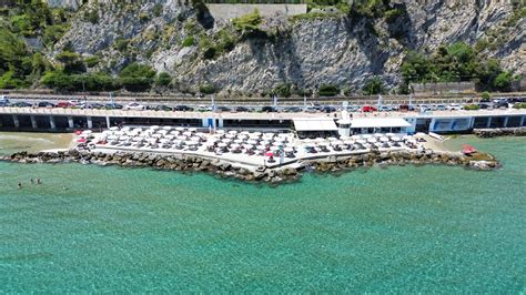 la scogliera alassio  reviews information