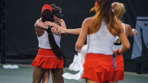 UGA women advance to semifinals