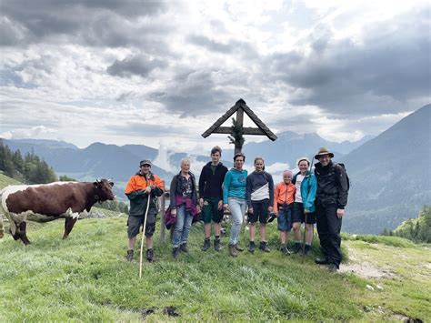 Molkerei BGL Almauftrieb Familie Senner RGB Samerberger Nachrichten