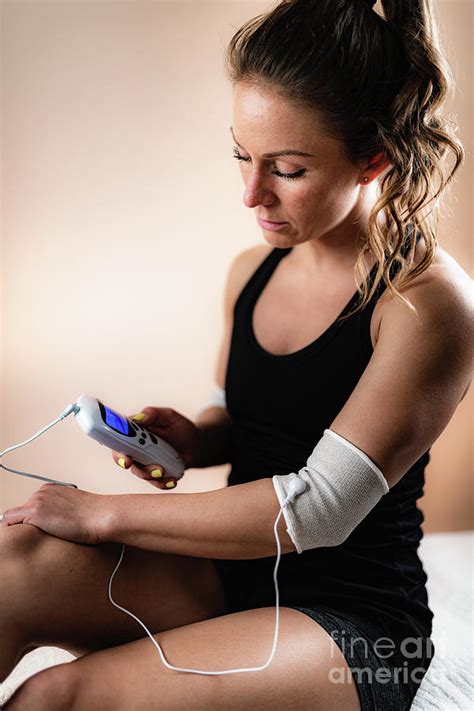 Physical Therapy With Tens Machine Photograph By Microgen Images