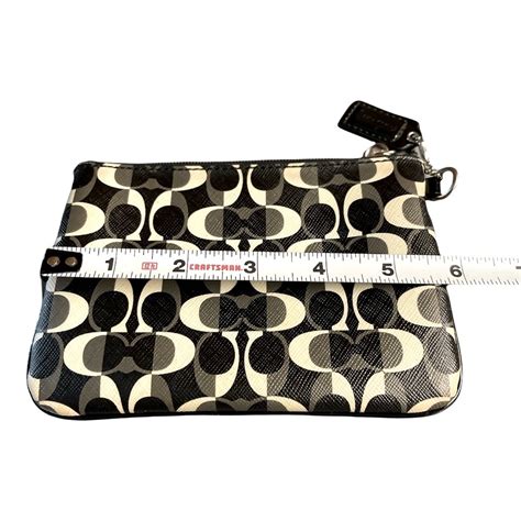 Coach Signature Black And White Wallet Gem