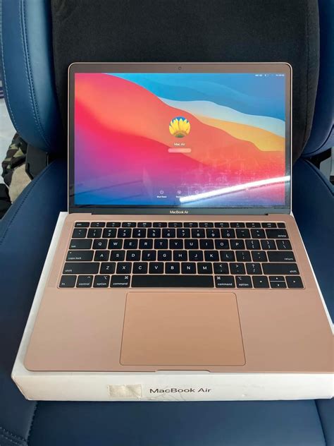 SG Macbook Air 2018 Rose Gold Core I5 8g 128 VOZ