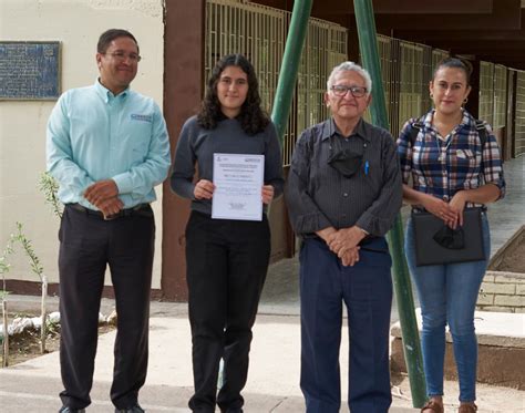 Participa alumna de Aquiles Serdán en Ceremonia de Clausura y Apertura