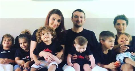 familles nombreuses la vie en xxl amandine pellissard rè¾agit avec Hot Sex Picture
