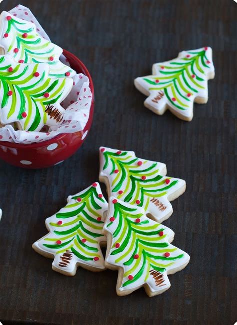 Painted Christmas Tree Cookiesinspired By Sur La Table Dishes