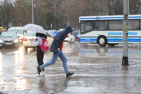 PRIPREMITE KIŠOBRANE Popodne pljuskovi sa grmljavinom temperatura do