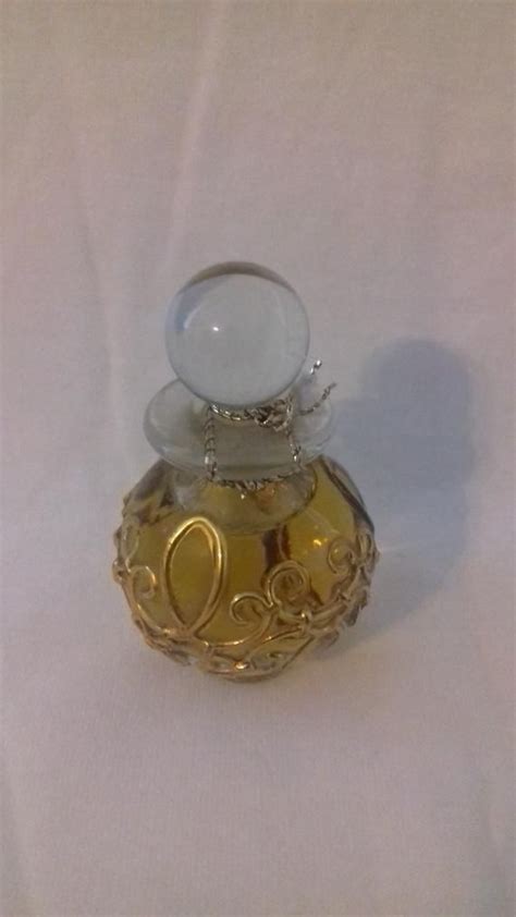 Pin On Bottles Glass Pretty Things Perfume Bottles Perfume