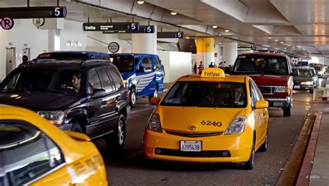 Here's why LAX Airport is Ending Curbside Pickup for Taxis, Uber, and ...