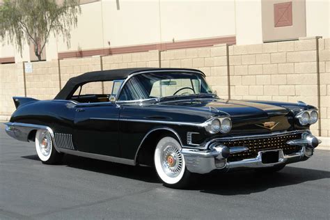 1958 CADILLAC ELDORADO BIARRITZ CONVERTIBLE