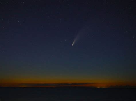 Comet 2020 NeoWISE Over Saginaw Bay M5 Frank Bunker Flickr