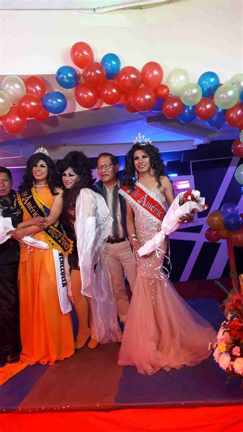 En el Día del Orgullo Gay Jhessica se puso su mejor traje para un desfile virtual Bernabé LOPEZ