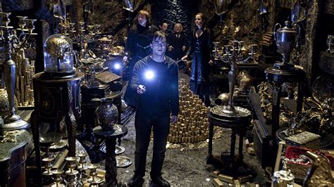 Gringotts Wizarding Bank to Open at London's Harry Potter Warner Bros ...