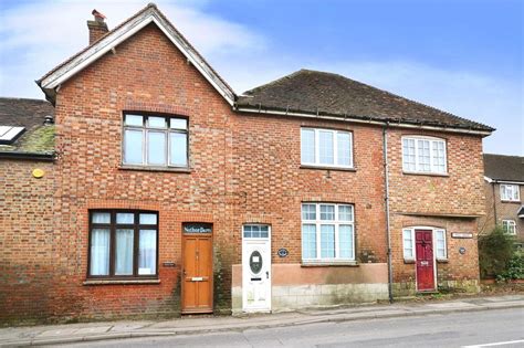 Nutley Uckfield East Sussex Tn22 2 Bed Terraced House £340 000