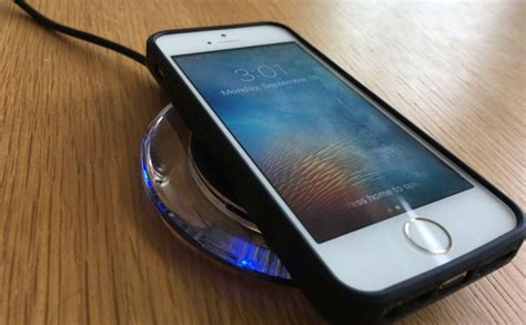 I Spent 13 To Add Wireless Charging To My Iphone Cnet Apple