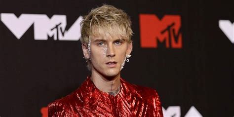 Machine Gun Kelly Net Worth Age Notable Works Social Work