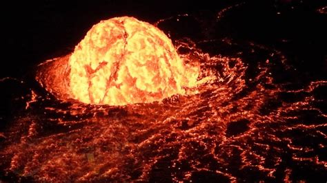 Video Kilaueas Eruption Today Hawaii Volcano Erupts Eruptions 3