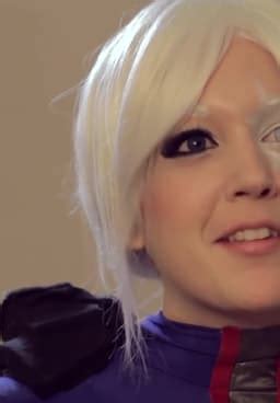 9 Hot Sexy Nicole Marie Jean Bikini Pics