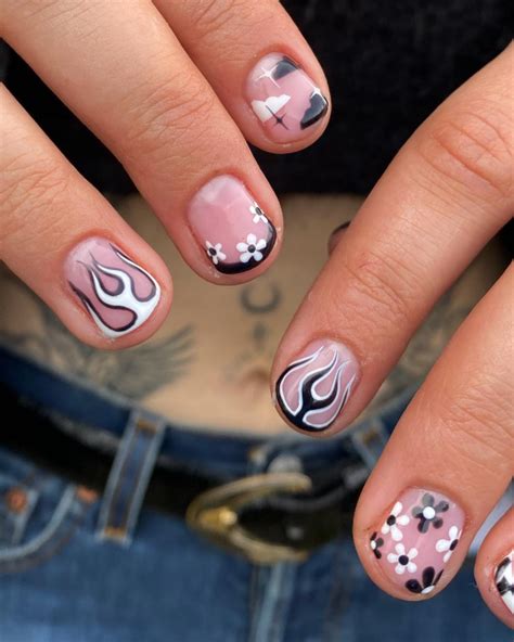 25 Of The Dreamiest Cloud Nail Designs For 2024