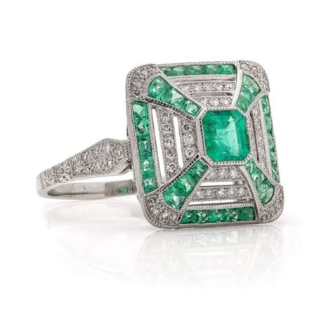 Art Deco Inspired Emerald And Diamond Cluster Ring Jewellery Discovery