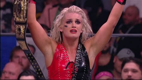 Toni Storm Becomes Interim Aew Women S World Champion At All Out