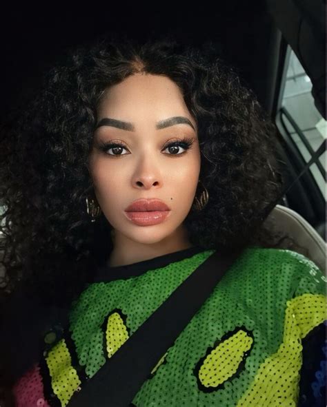 21 Year Old Khanyi Mbau Shows Off New Face Photos