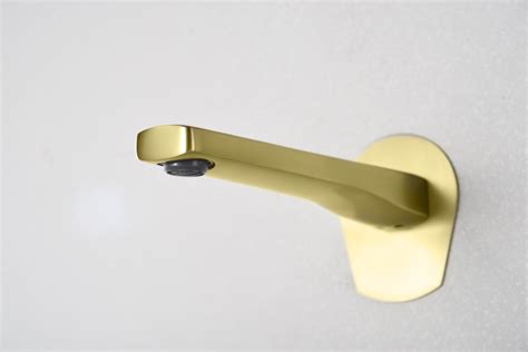 Grifo De Lavabo Empotrado Monomando Oro Cepillado Serie Delos Imex